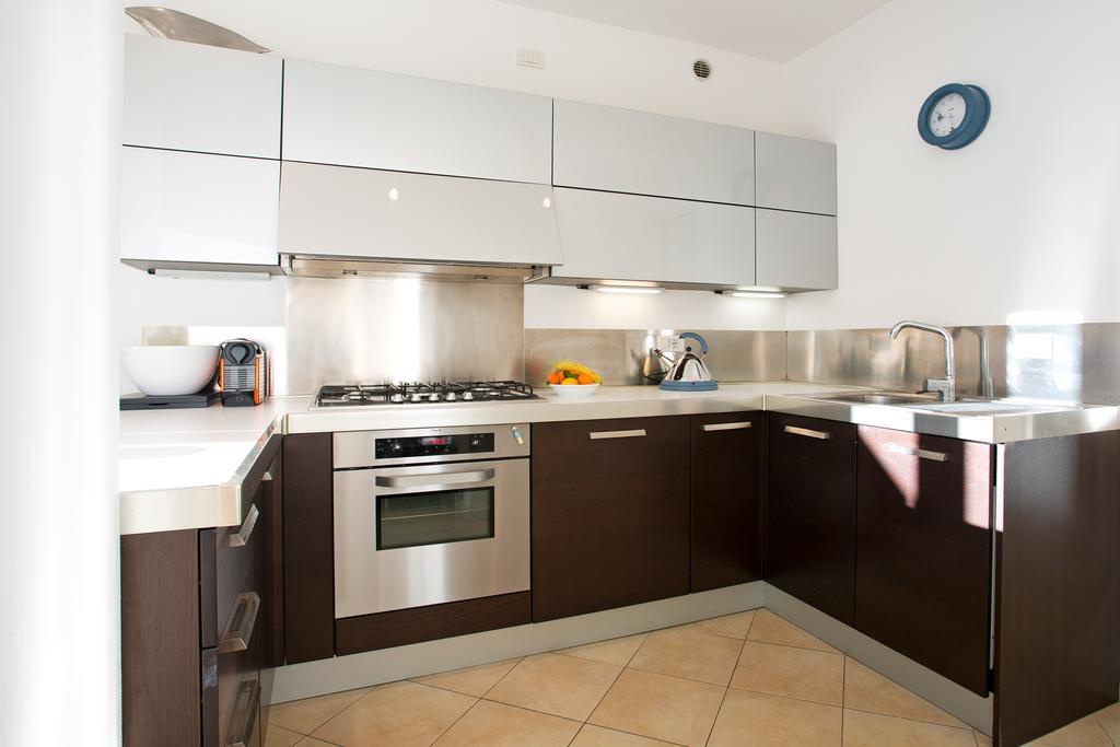 5 Luxury Laglio Apartments-By Italian Apartments エクステリア 写真